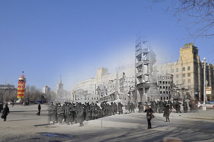 075-Stalingrad-1943-Volgograd-2013-Plennye-gitlerovtsy-na-Ploshhadi-pavshih-bojtsov